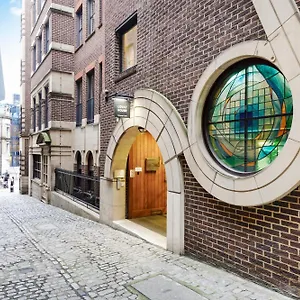 monument-serviced-apartments.cambridgehotelsuk.com/